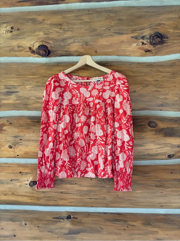 Universal Threads Red Floral Long Sleeve size Small - Image 2