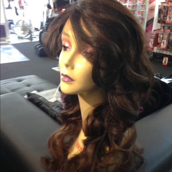 Lacefront Long Wavy Wig - Image 7