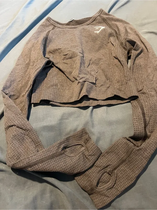 Gymshark Brown vital Seamless Long-Sleeve Crop Top with Logo - Image 7
