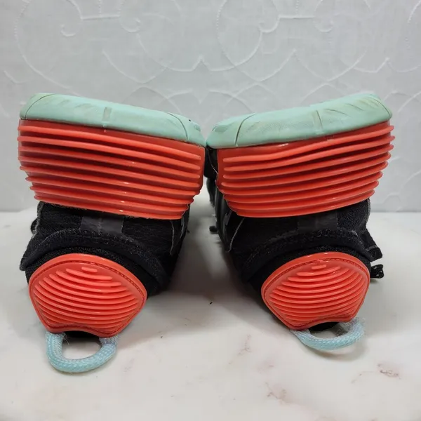 Nike Air Max 2090 Running Shoes Womens 6.5 Black Glacier Ice Bright Crimson - Image 7