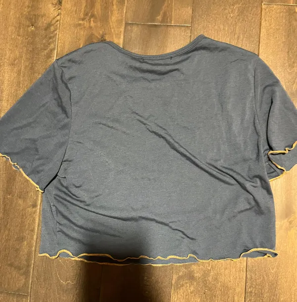 crop top Size L - Image 2
