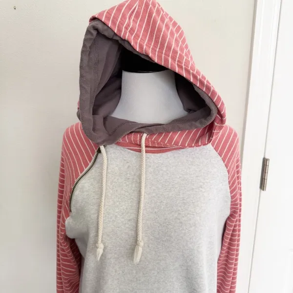 Ampersand Ave Double Hoodie Sweatshirt Size Medium - Image 2