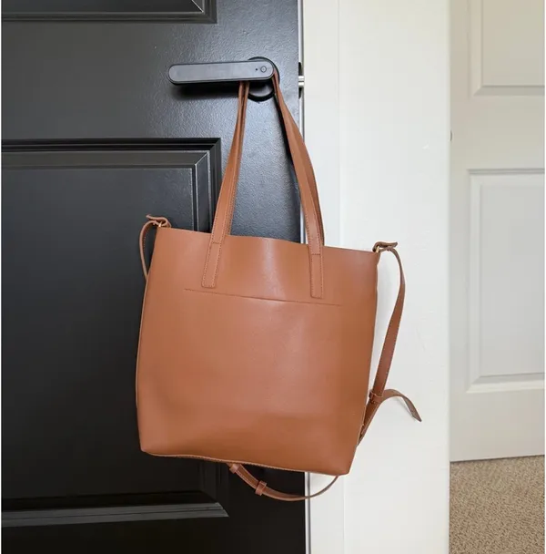Boutique Henny + Lev brown tote bag purse - Image 6