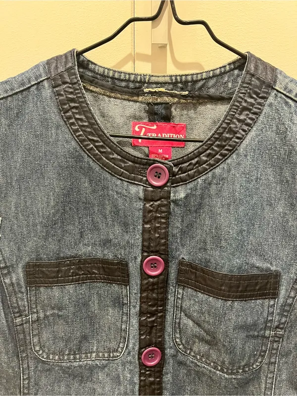 Tradition Dark Blue Denim Sleeveless Vest with Purple Buttons new with tag - Image 5
