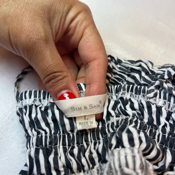 Sim &‎ Sam Crop Top Womens L Black White Striped Sleeveless Ruched V neck - Image 2