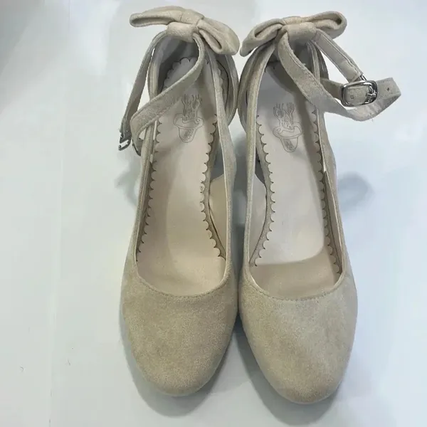 Women’s dress shoe size 8 - Image 10