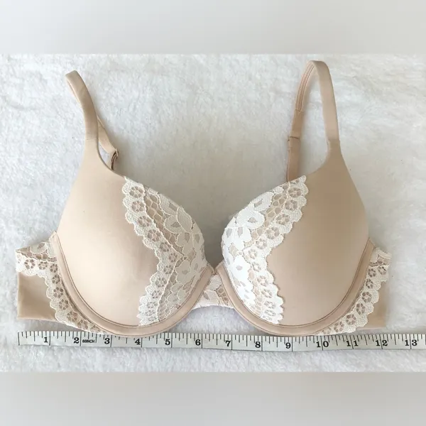 Victoria's Secret Body Underwire Padded Perfect Shape Bra size XS - Image 9