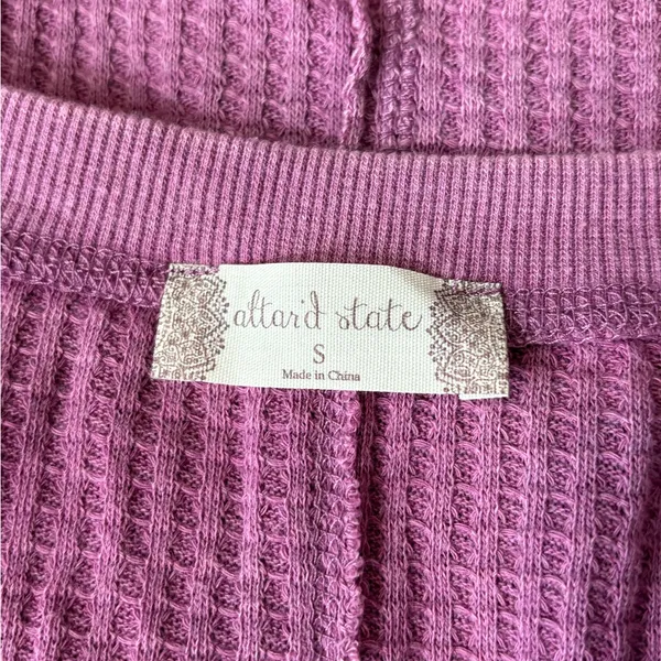 Altar’d state purple thermal long sleeve everyday casual t-shirt size small NWT - Image 2