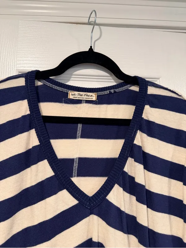 NWOT Free People We The Free Size L Blue Cream Striped Thermal Knit V Neck Top - Image 2