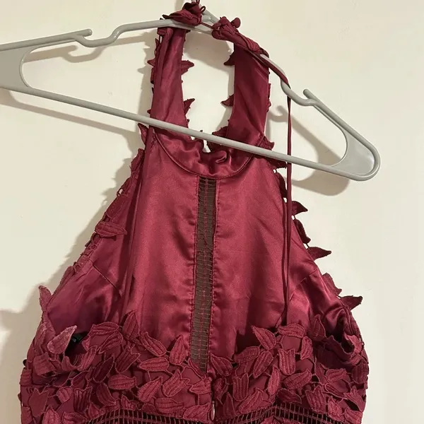 Bardot Gemma Leaf embroidered burgundy dress halter top x Revolve - Image 5