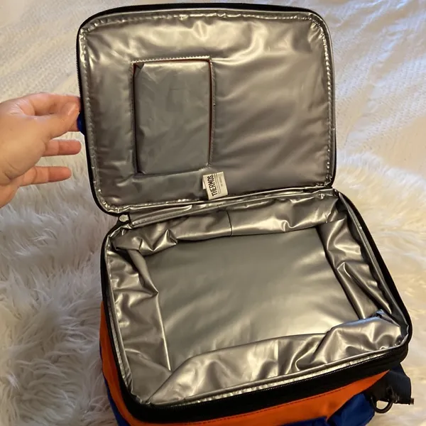 THERMOS Lunch Bag pretty big orange and Blue color BNWOT long 13” wide 12” - Image 8