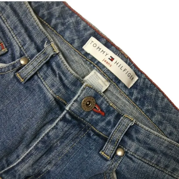 TOMMY HILFIGER Straight Cut Women’s Sz‎ 6 Light Wash Jeans button fly 5 pockets - Image 7