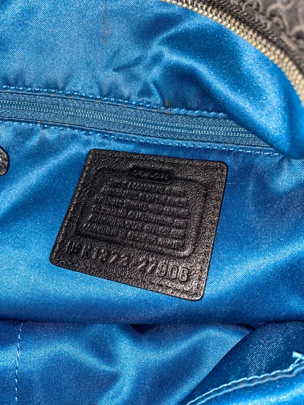 Coach Bag Shoulder Black - Image 5