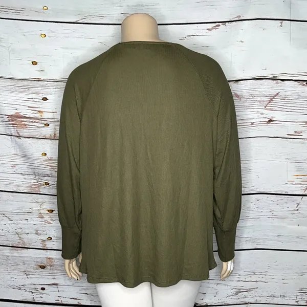 Belle by Kim Gravel NWT Sz XL Olive Green Raglan Sleeve Thermal Waffle Knit Top - Image 3