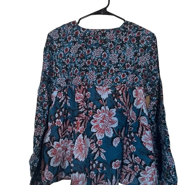 Band of The Free Josie Sapphire Blue Floral V-Neck Long Sleeve Blouse Women Sz L - Image 2