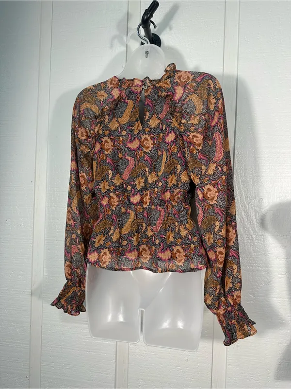 Entro Black Multicolored Crop Top Size Small EUC - Image 5
