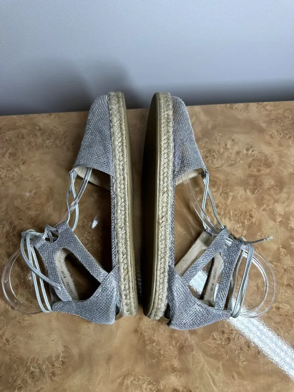 Stuart Weitzman Silver Metallic Lace-Up Espadrille Flats Size 8.5M - Image 7