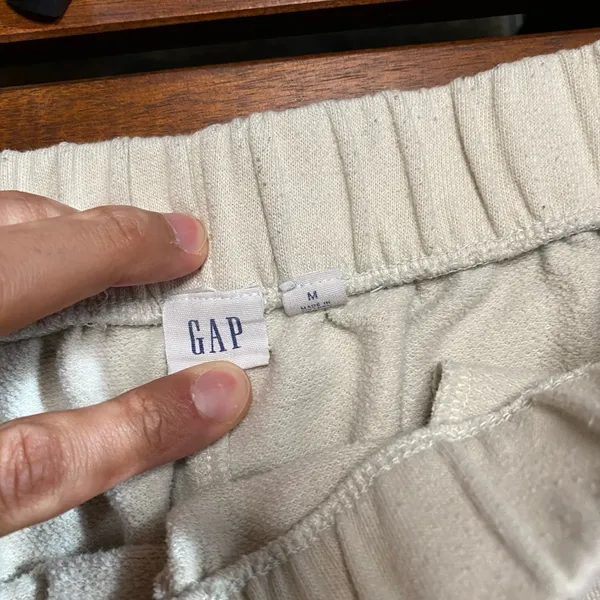 GAP Women’s Cream Jogger Pants size M - Image 2