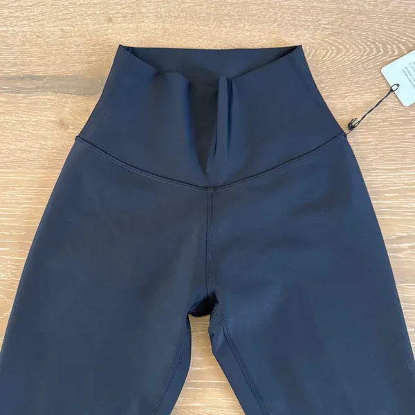 Alo Yoga Airlift Leggings High Waist 7/8 Size XS Black - Image 2