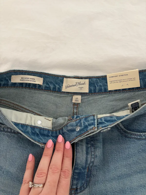 Universal Threads Shorts - Image 2