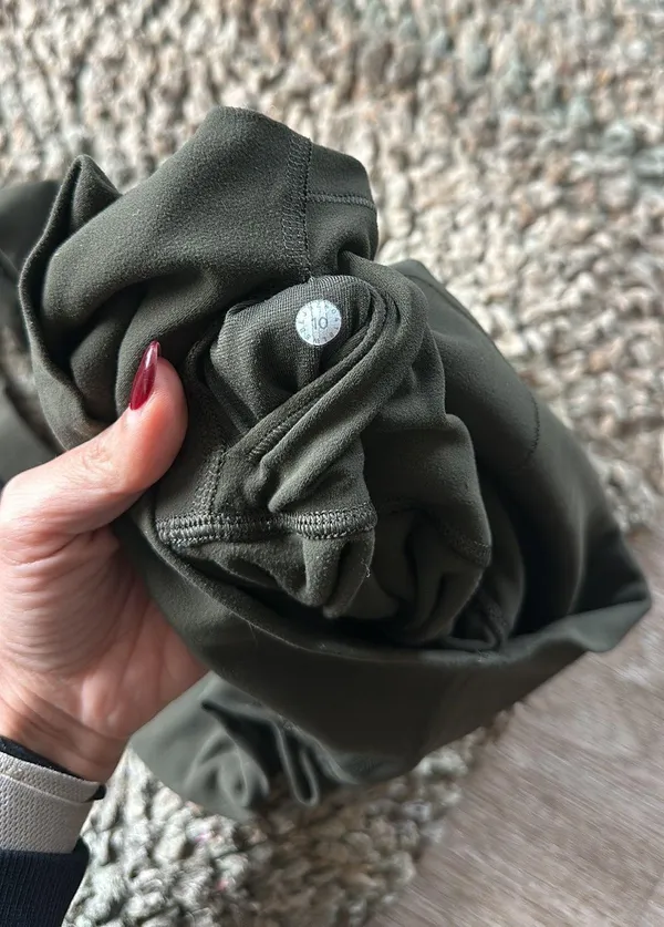 Sage green  leggings - Image 7