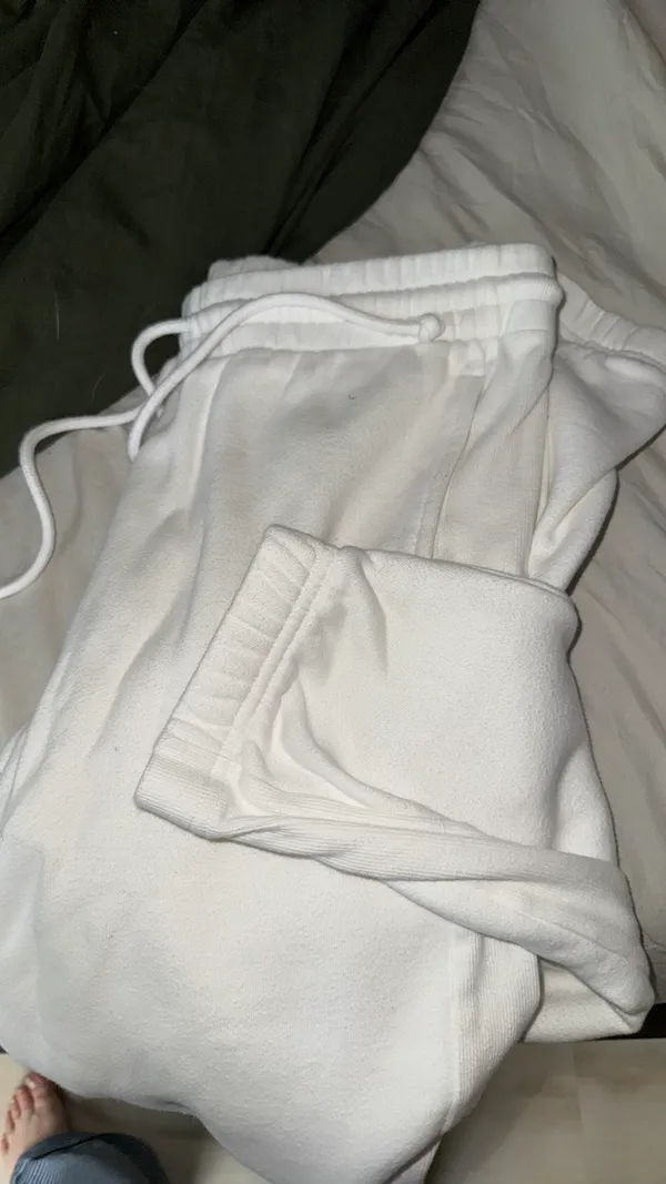 Aritzia TNA - Image 2