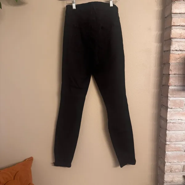 GOOD AMERICAN Good Waist Distressed Skinny Jeans‎ - Image 3