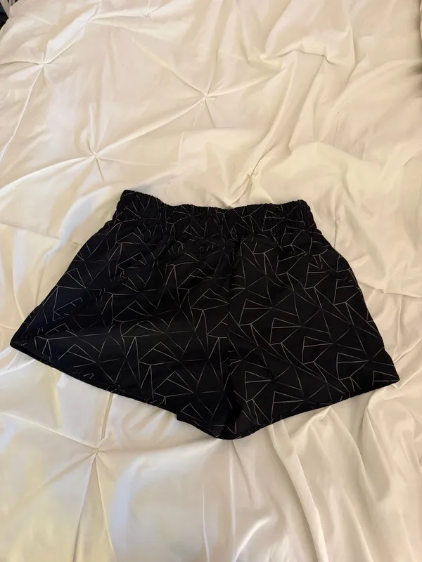 running shorts  - Image 2