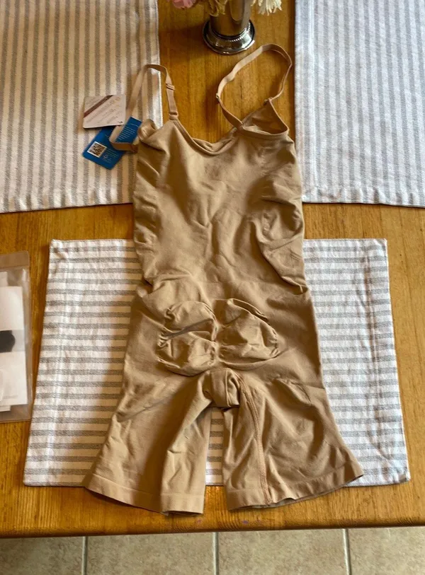 Shapewear Intimates Tan Size M - Image 2