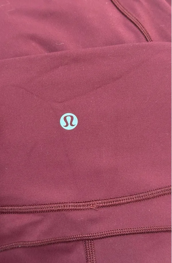 PRELOVED Lululemon In Movement Leggings 6 - Image 4