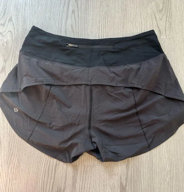 Lululemon Speed Up Shorts - Image 2