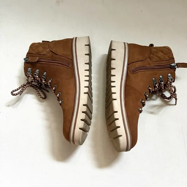 Caslon Hanley Brown Water Resistant Lace Up Boots Size 7.5 - Image 2