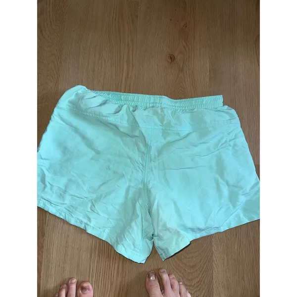 Patagonia teal shorts - Image 4