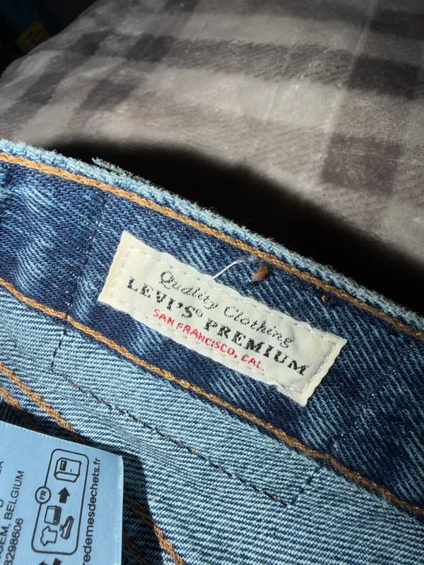 Levi’s 501 Shorts - Image 3