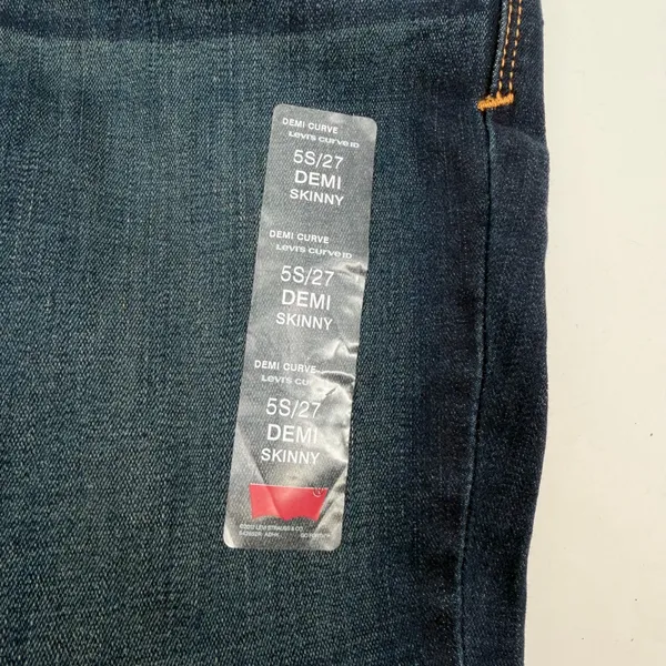 Levis’s Jeans Women’s 5S/27 Dark Blue Demi Curve Low Skinny Leg Whiskered NWT - Image 4