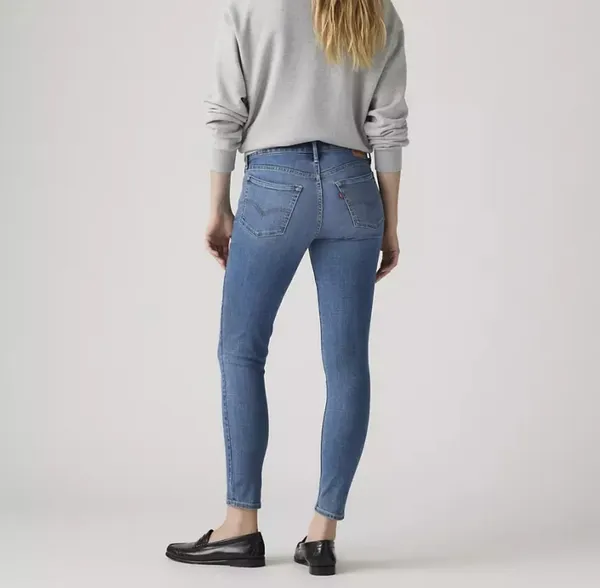 Levi’s 711 Skinny Jeans Size 27 Eternal Indigo Mid-Wash NWOT - Image 4