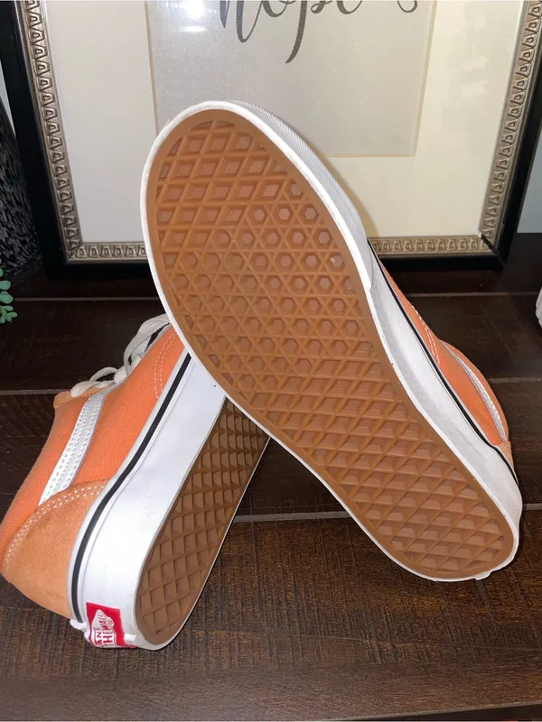 Vans Off The Walls Orange & White Low Top Old Skool Sneakers Size 7 NWOT - Image 12