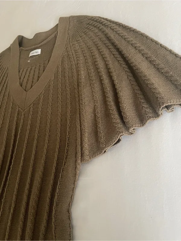 Calvin Klein Cable Knit Pleated Butterfly Sleeve Dress - Like New - Image 9