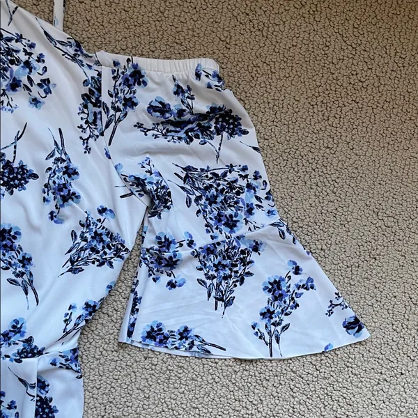 VENUS Blue Floral Off-Shoulder Jumpsuit - Image 11