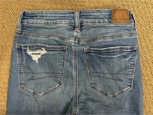 American Eagle Jeans - Image 4