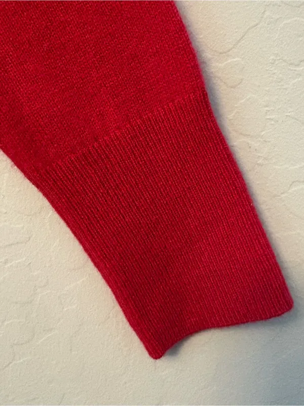 Rachel Zoe red v-neck long sleeve 100% 2-ply cashmere sweater size small - Image 9