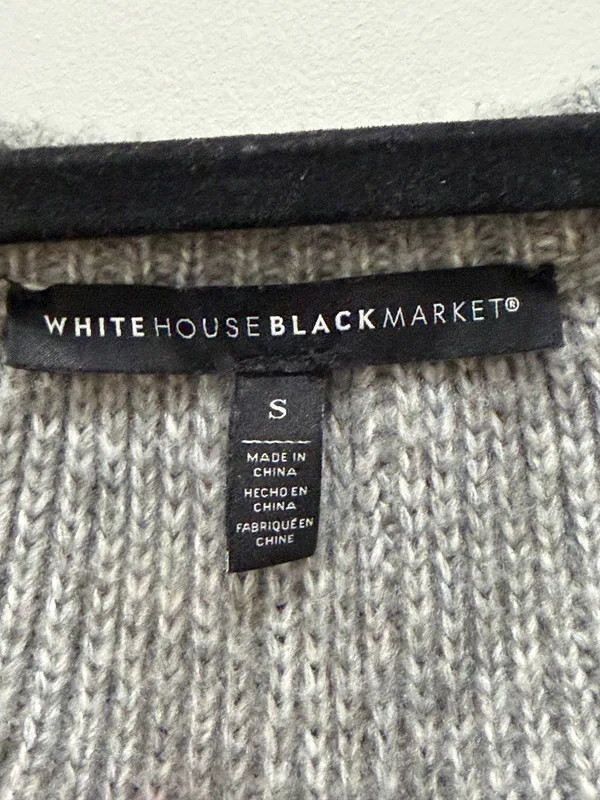 White House | Black Market Ladies Crop Cardigan - Image 3