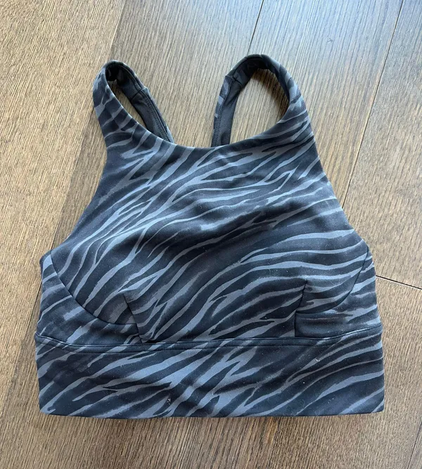 Lululemon black zebra wunder train longline bra - Image 3