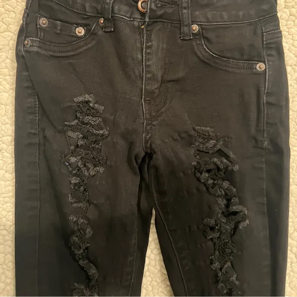 Lulus Black ripped skinny jeans - Image 3