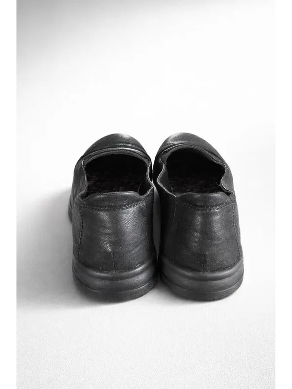 Clarks Cloudsteppers Women's Slip-On Shoes - Image 3