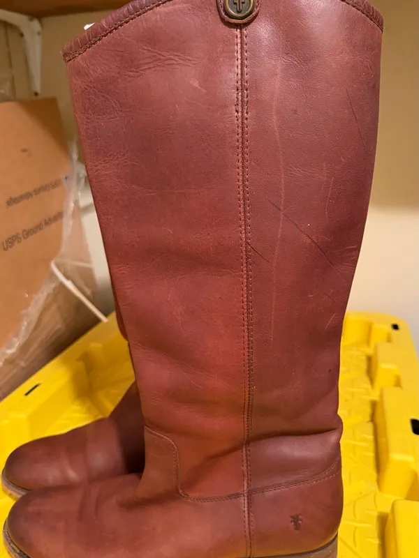 Frye Melissa Button 2 Tall Leather Riding Boots in Burgundy/Brown Womens 8.5 - Image 2