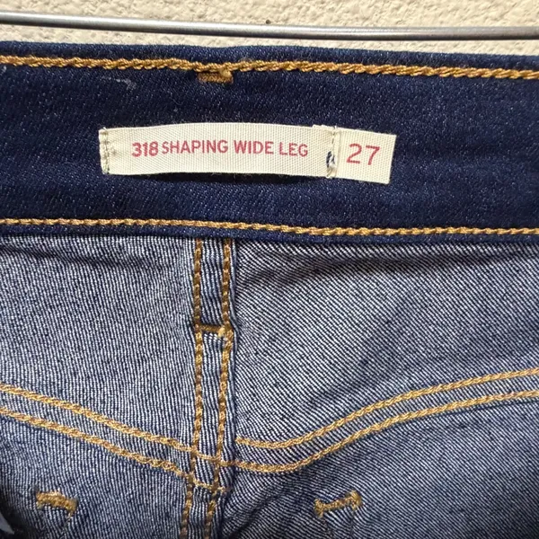 NWOT Levi's 318 Shaping Wide Leg Jeans Dark Wash 27x32 Mid Rise Denim‎ - Image 10
