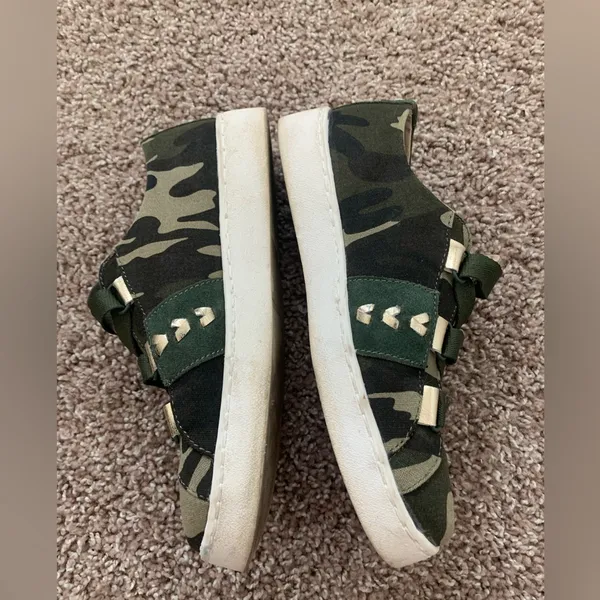 Jack Roger’s camo print slip on sneaker - Image 4