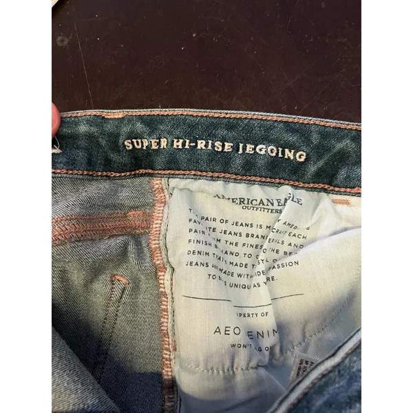 American Eagle Outfitters Super Hi-Rise Jegging Jeans Womens 8 Short Distressed - Image 9