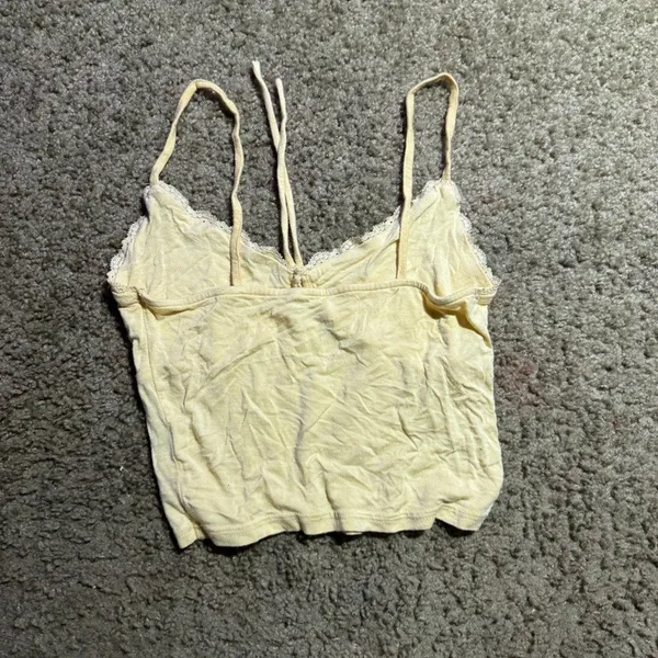 Me to We Women Pale Yellow Lace Trim‎ Tie Front Camisole Tank Top Small - Image 4